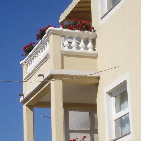 Vila&zora Vodice