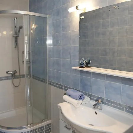 Vila&zora Vodice